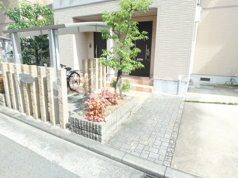 エントランス　建物入口