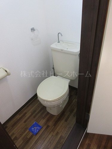 トイレ　※別号室参考写真