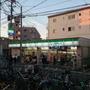 コンビニ　ファミリーマートＪＲ和白駅前店（コンビニ）まで384m