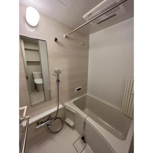 バス・シャワールーム　※写真は同タイプ住戸です。