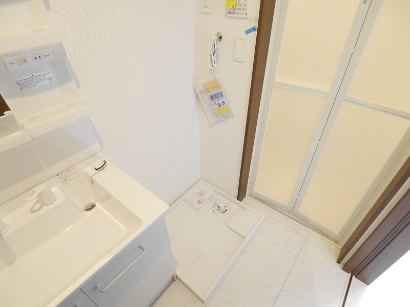 その他部屋・スペース　洗濯機置場は防水パンがあって安心です。