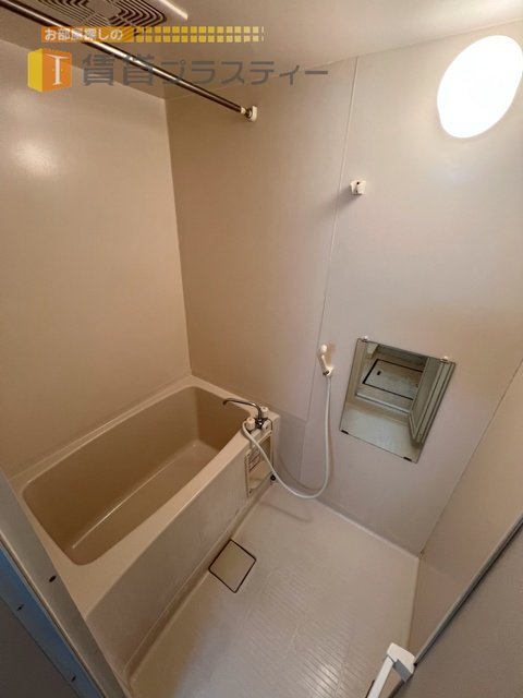 バス・シャワールーム　一日の疲れを癒してくれる憩いの場。