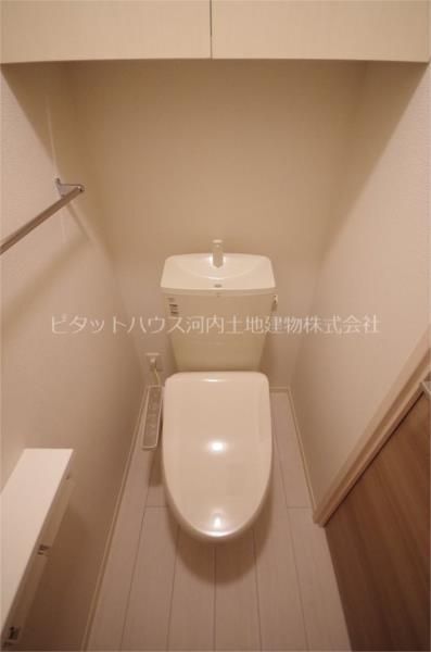 トイレ　反転室内