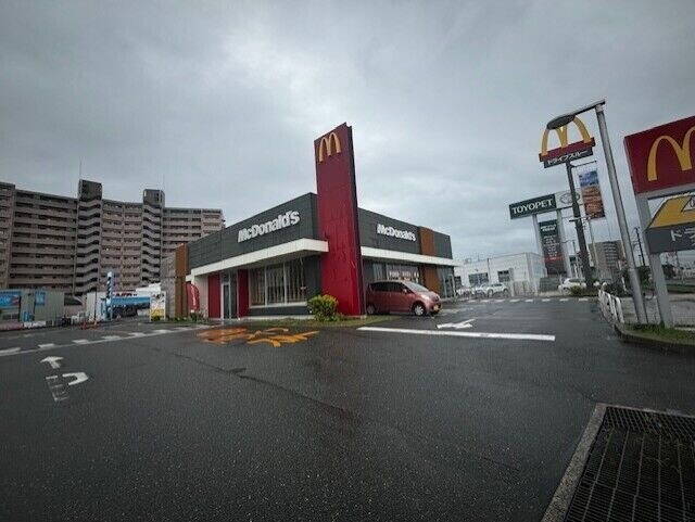 飲食店　マクドナルド福津店（飲食店）まで2448m