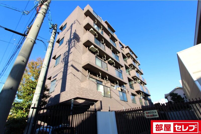 建物外観　綺麗な外観ですね。