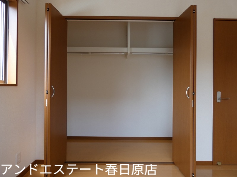 収納　各部屋に収納があります