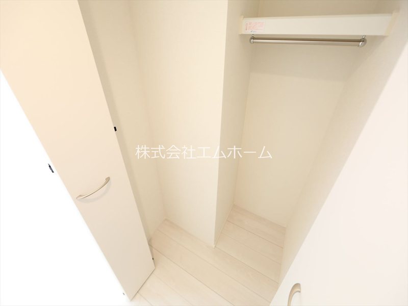 収納　クローゼット付
