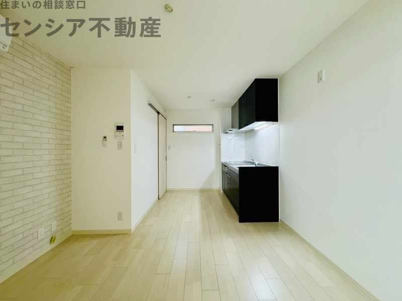 クリエオーレ今市の居間写真