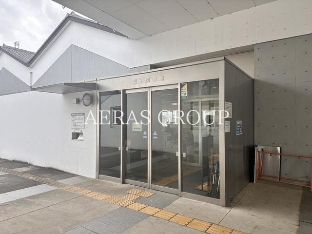 図書館　さいたま市立岩槻東部図書館（図書館）まで859m