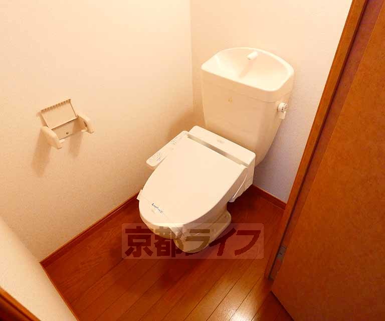 レオパレスアジェル岩倉南のトイレ写真