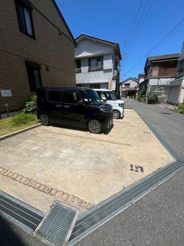 駐車場　駐車スペースもあります