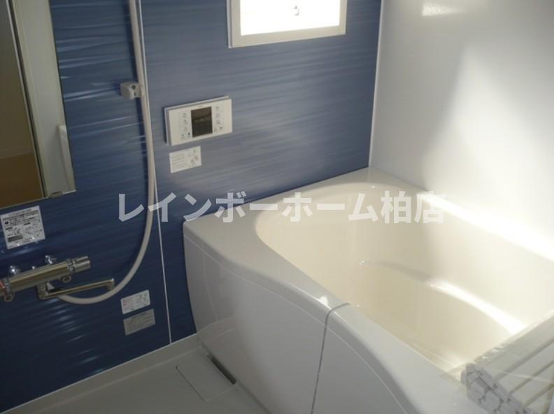 バス・シャワールーム　ゆったり過ごせるお風呂です