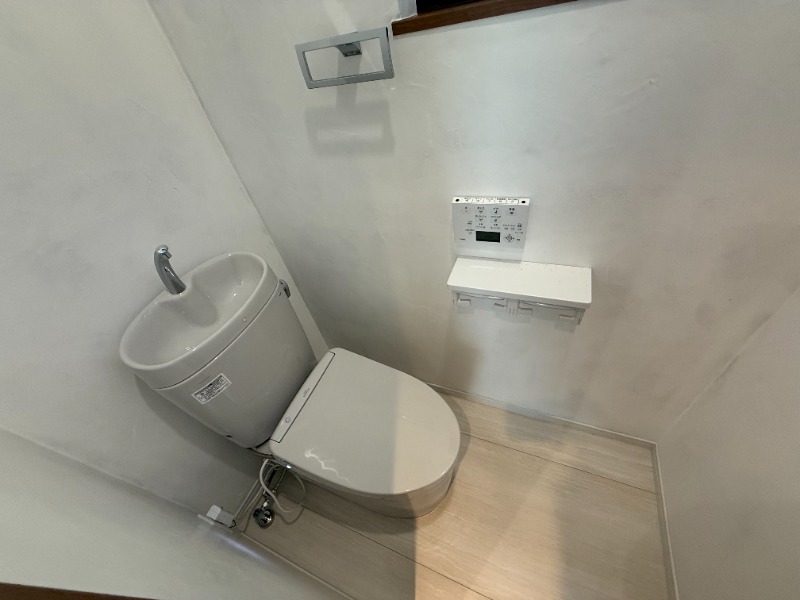 関原1丁目貸家のトイレ写真