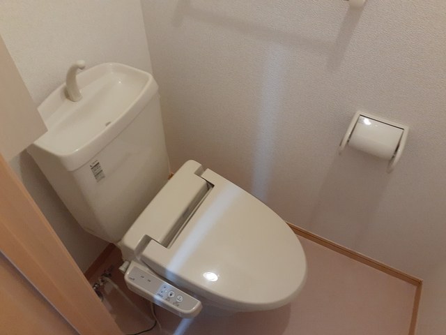 トイレ　人気の温水洗浄便座☆
