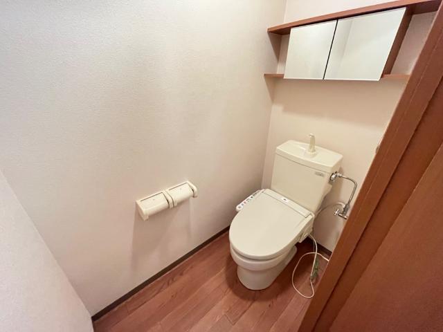 トイレ　シャワー付トイレ
