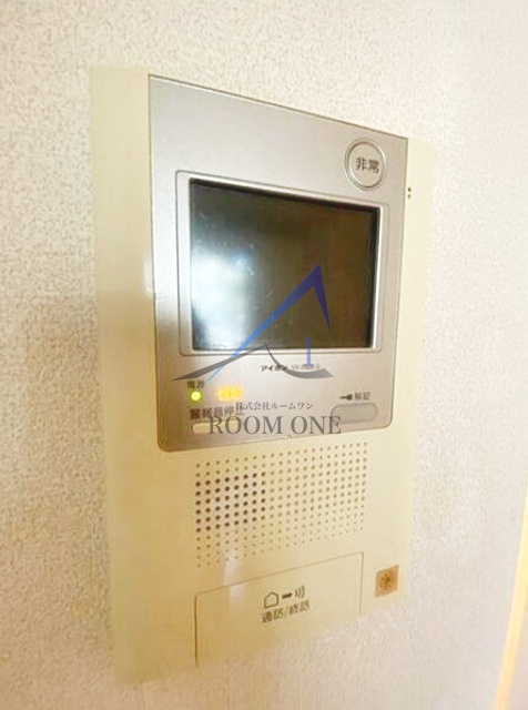 セキュリティ　モニター付きインターホンです。