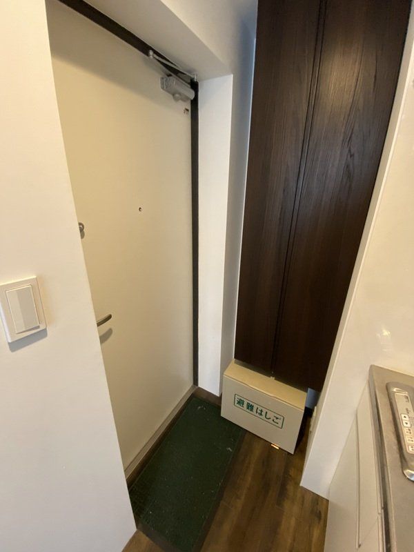 玄関　物件画像
