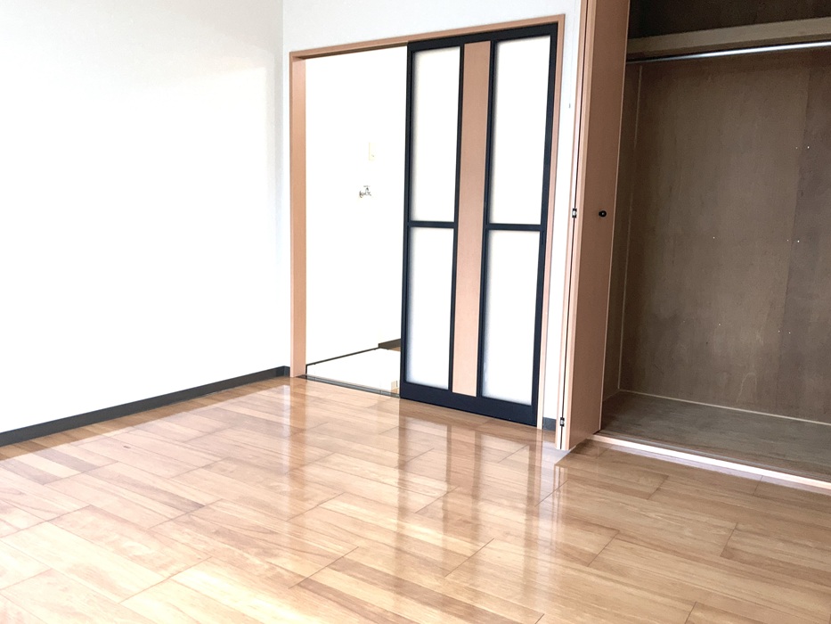 リバーハイムBの内装写真