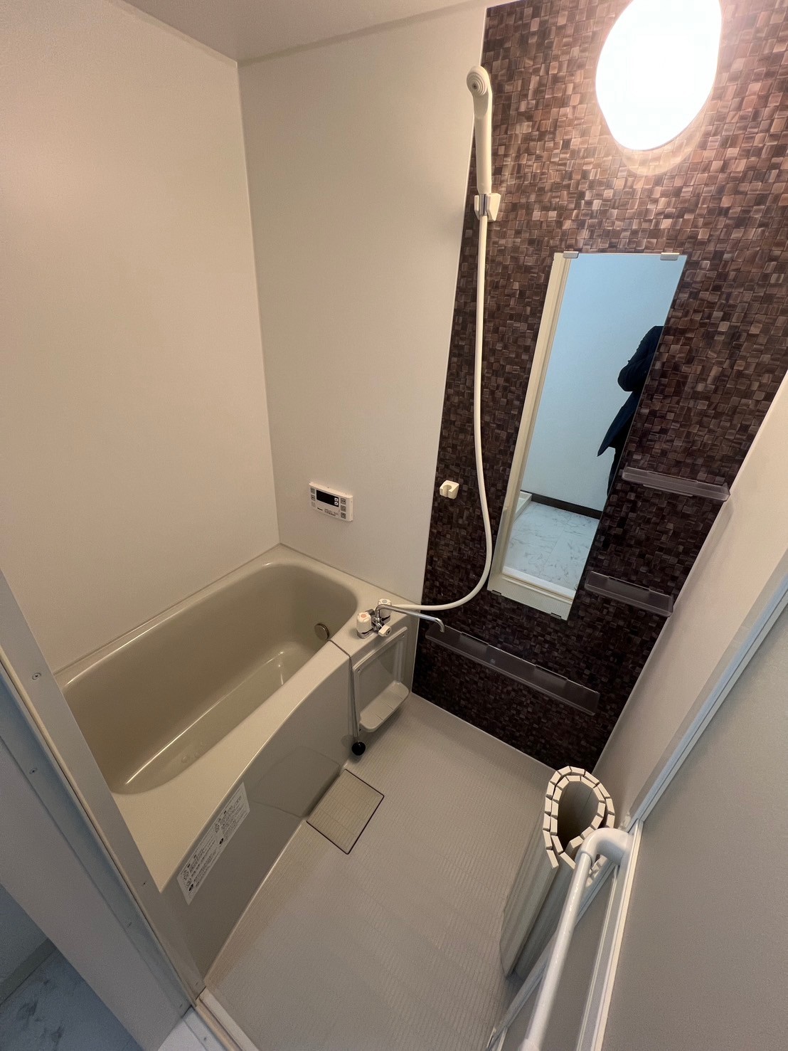 バス・シャワールーム　※他の部屋参考写真