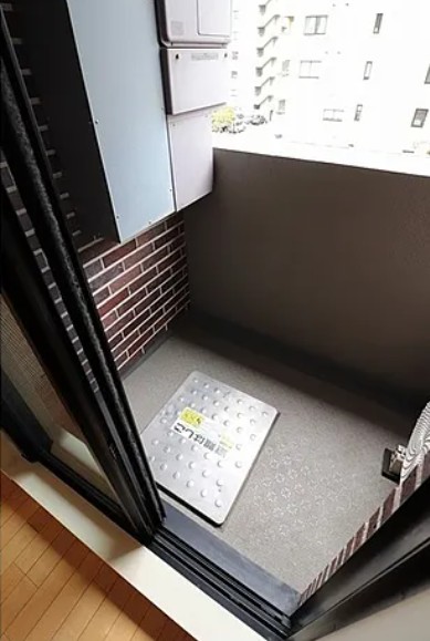 バルコニー　シティハウス東京新橋