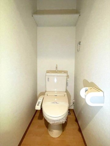 トイレ　シンプルで使いやすいトイレです