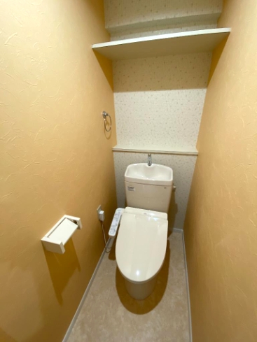 東武東上線 下赤塚駅 徒歩8分 5階建 築36年のトイレ写真
