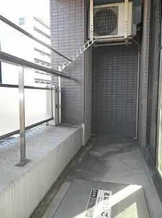 東京メトロ千代田線 代々木上原駅 徒歩8分 6階建 築30年の内装写真