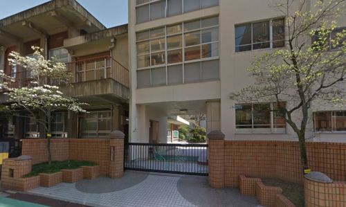 小学校　名古屋市立 葵小学校（小学校）まで204m
