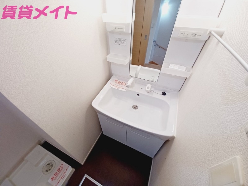 洗面設備　同型画像参考