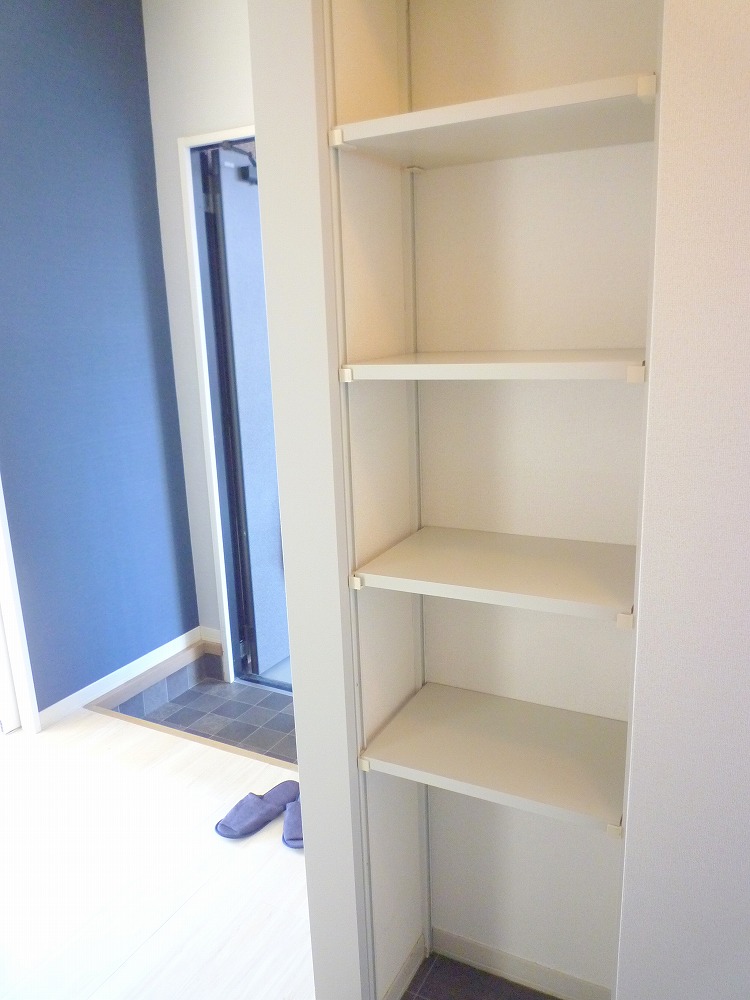 収納　※参考写真　前回入居時の写真です