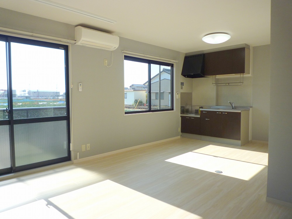 居室・リビング　※参考写真　前回入居時の写真です