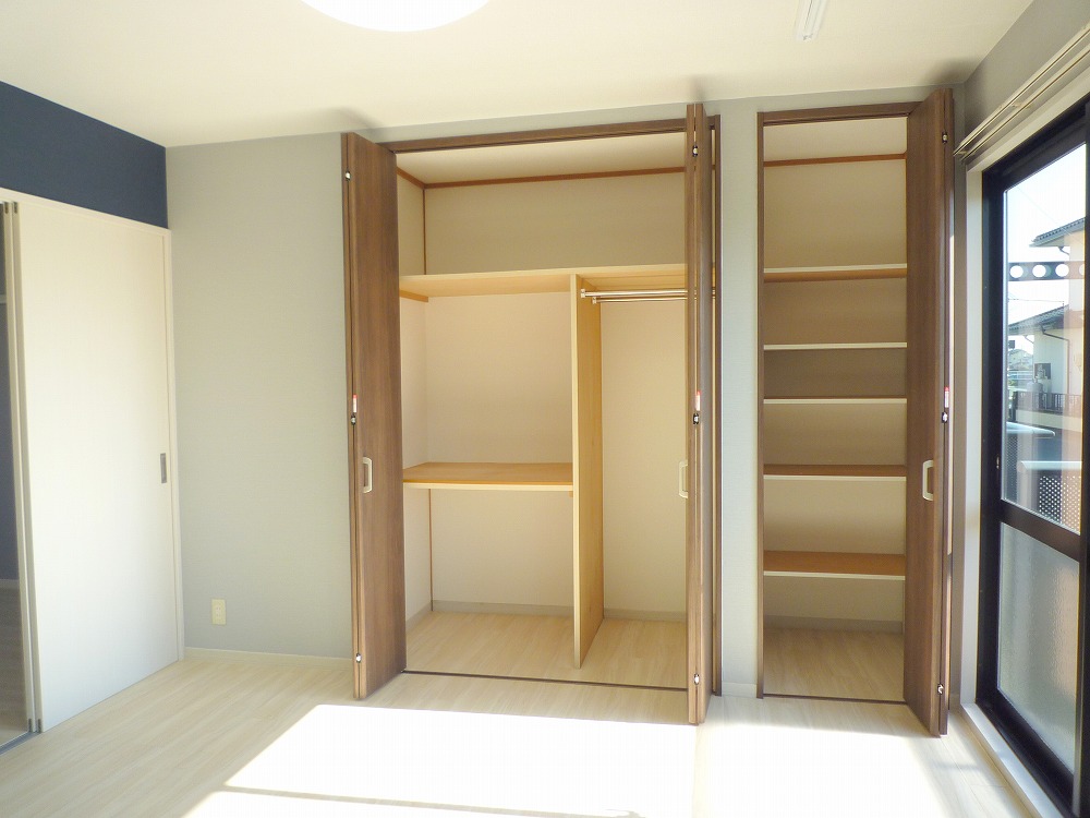 収納　※参考写真　前回入居時の写真です