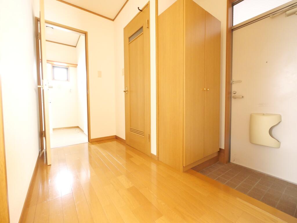 玄関　シューズボックス付きの玄関！