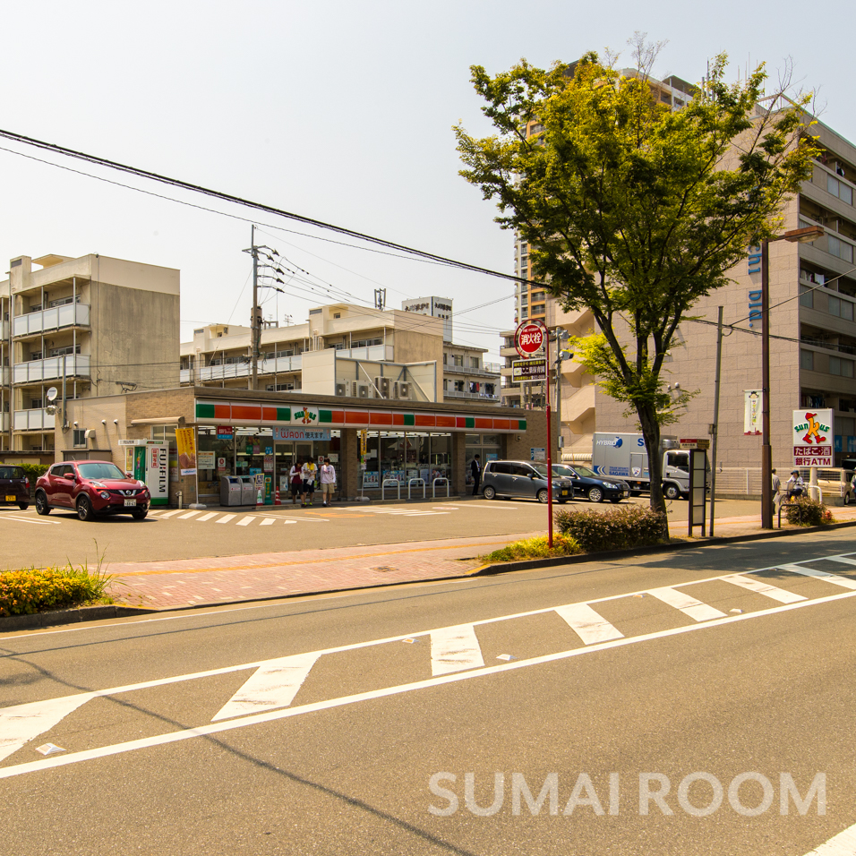 コンビニ　サンクス福岡西南学院前店（コンビニ）まで232m