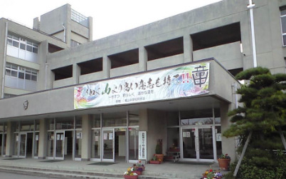 中学校　高砂市立竜山中学校（中学校）まで2981m