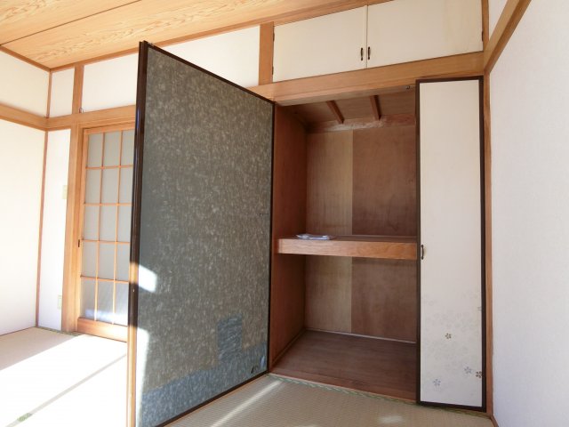 収納