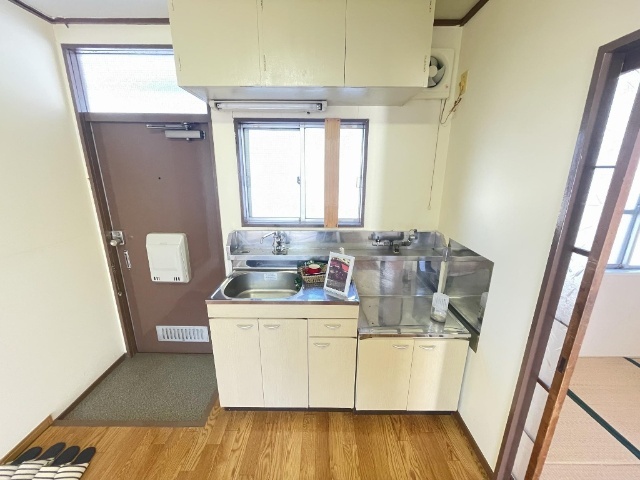 キッチン　都市ガスコンロ設置可能