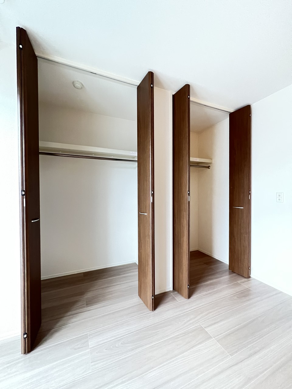 収納　※同物件、別部屋の写真です。