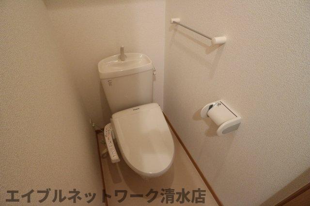 トイレ　シンプルで使いやすいトイレです