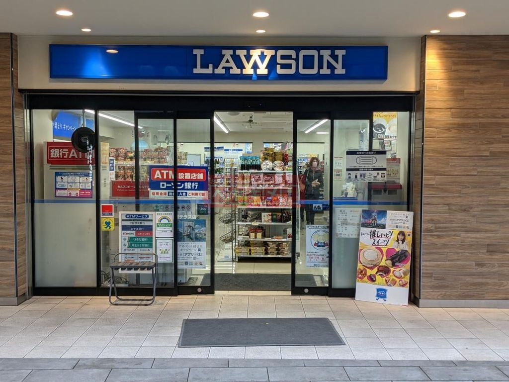 コンビニ　ローソン笹塚テラス店（コンビニ）まで200m