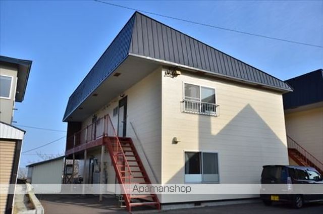 網走市北十一条東のアパートの建物外観