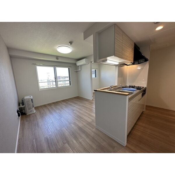 眺望　大きな窓があり明るく気持ちが良いです♪