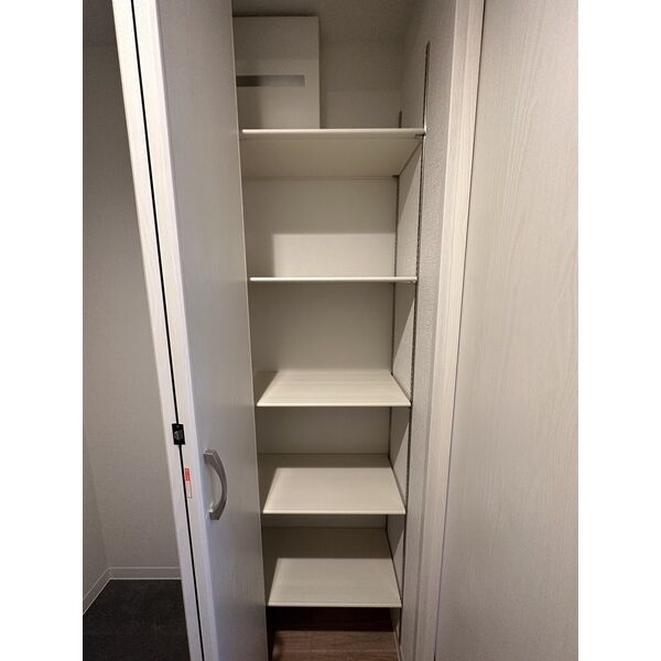 玄関　靴が多くても安心な下足入れがあります♪