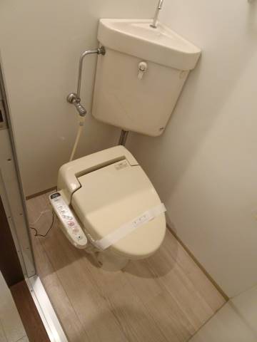 トイレ　洗浄便座