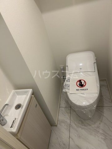 【中野区本町のマンションのトイレ】