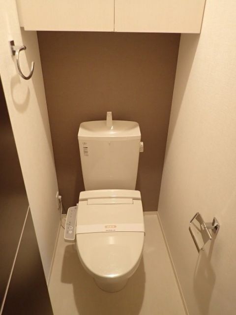 【Aile D ore (エルドール)　B棟のトイレ】
