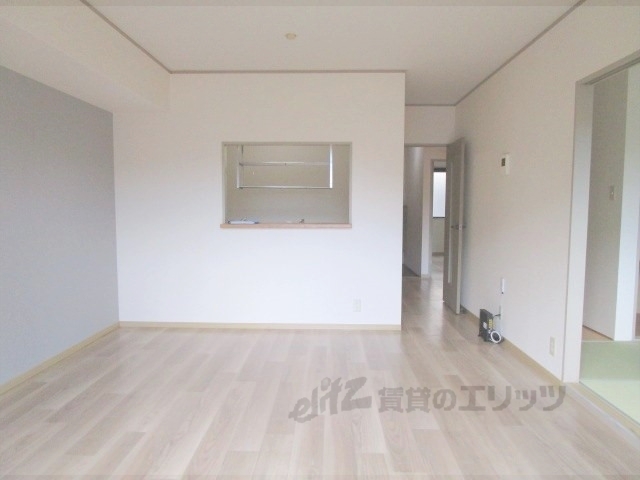 居室・リビング　リビング