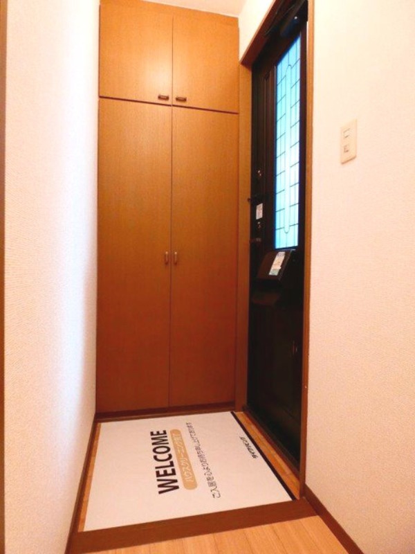 玄関　図面と現状に相違がある場合には現状を優先