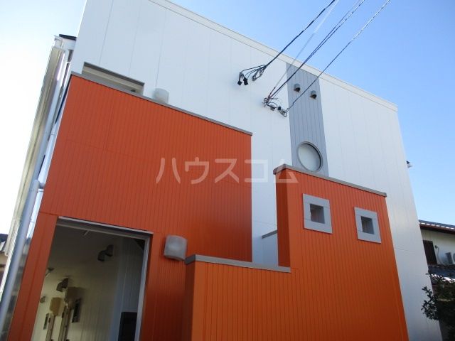 【浜松市中央区曳馬のアパートの建物外観】