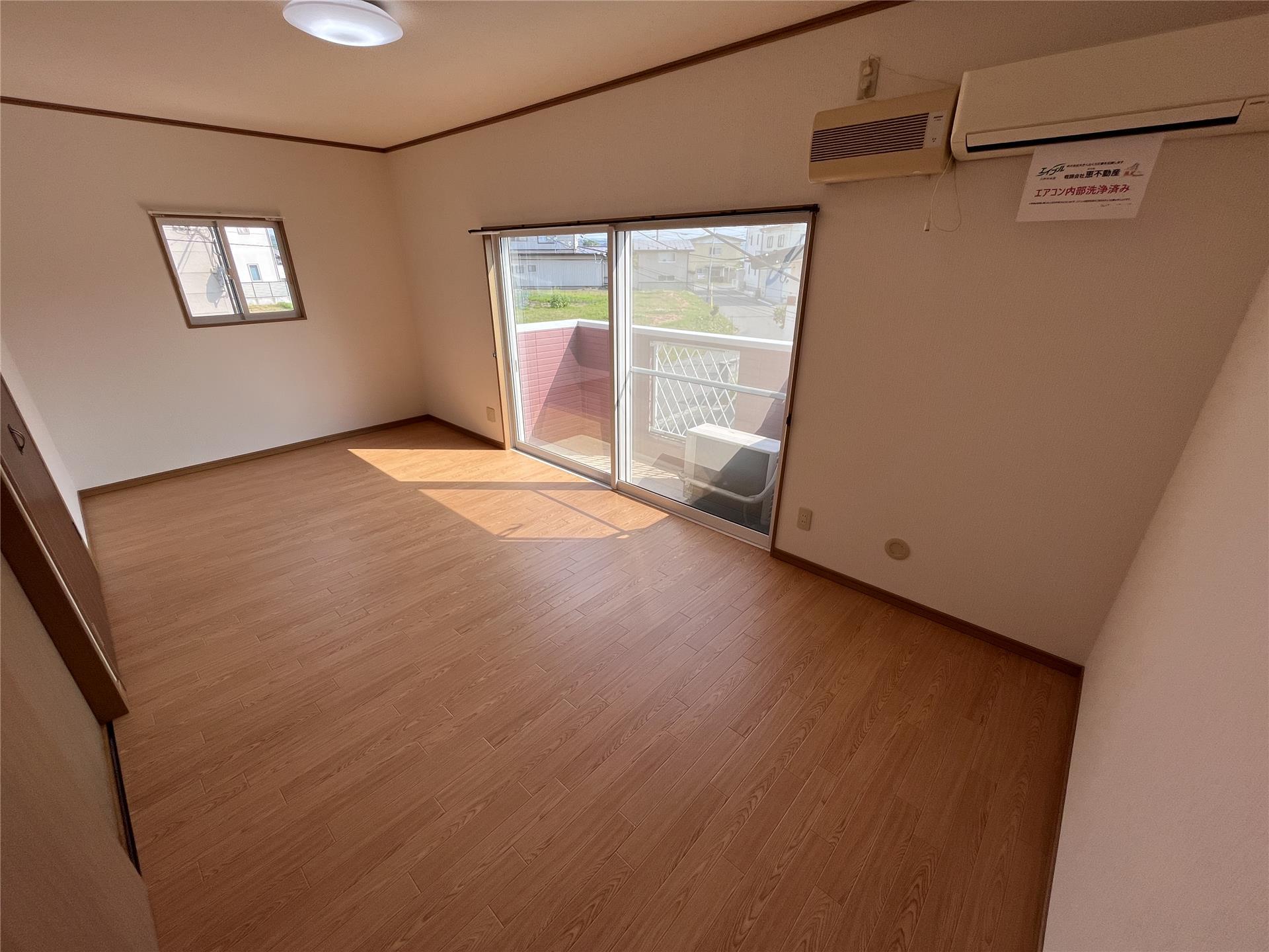 居室・リビング　リビング